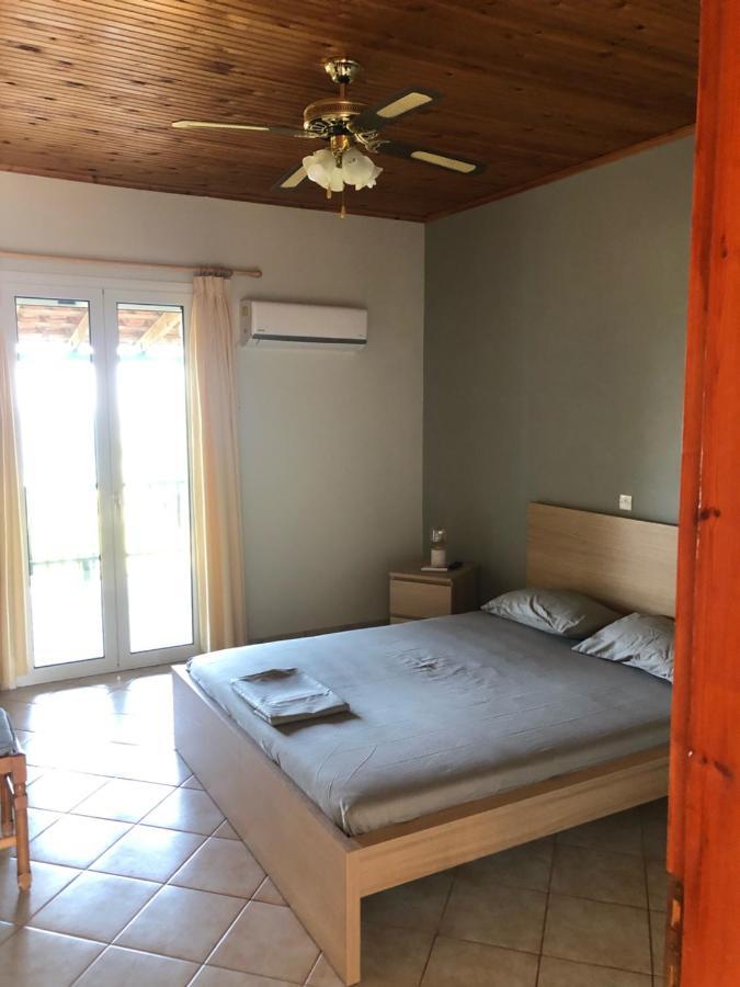 Villa Aggeliki House 5 à Kómboi Extérieur photo